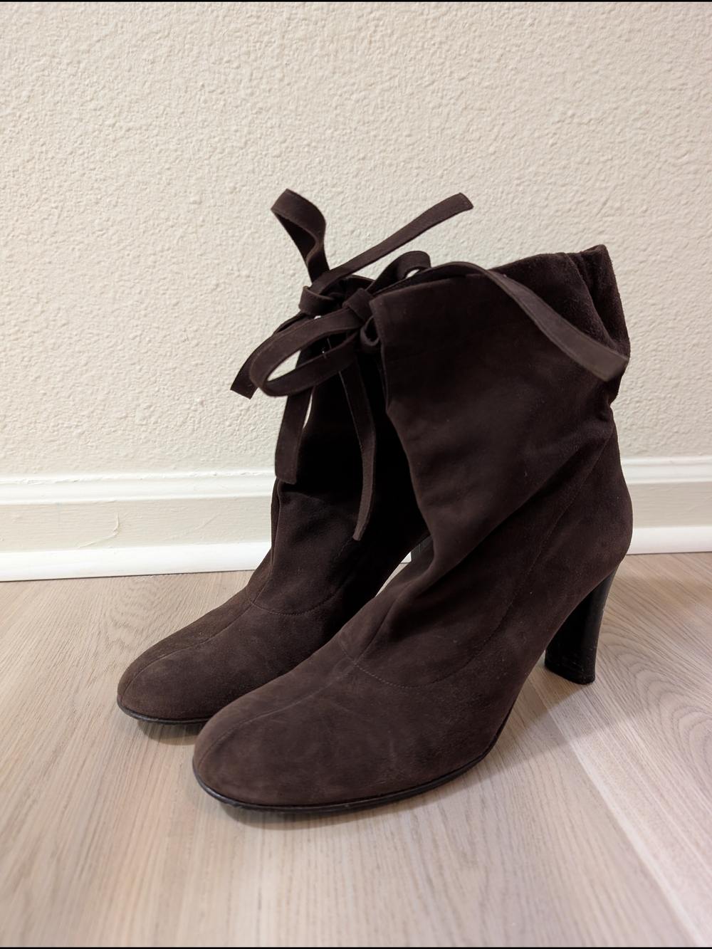 Charles Jourdan Suede Boots